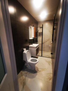 BEST Apartments 302